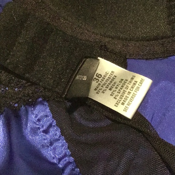 Fredricks Of Hollywood MerryWidow - Picture 9 of 10